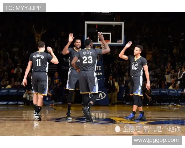 2016年NBA总决赛骑士与勇士的巅峰对决与传奇时刻回顾 2016年NBA总决赛骑士与勇士的巅峰对决与传奇时刻回顾