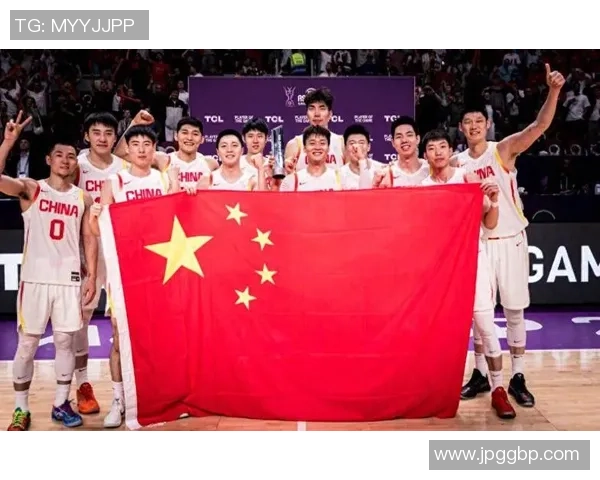 中国男篮主场迎战韩国队全力争胜展现团队实力与拼搏精神 中国男篮主场迎战韩国队全力争胜展现团队实力与拼搏精神