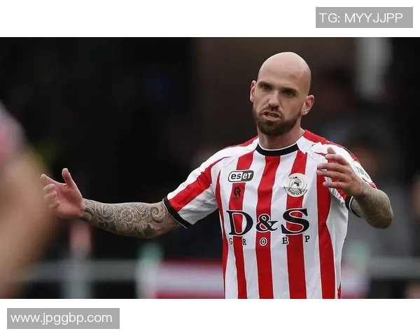 前进之鹰与鹿特的激烈对决展现足球魅力与团队精神的巅峰较量 前进之鹰与鹿特的激烈对决展现足球魅力与团队精神的巅峰较量