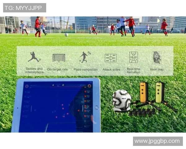 加维引领新潮流探讨未来足球的技术与战术革新之路 加维引领新潮流探讨未来足球的技术与战术革新之路