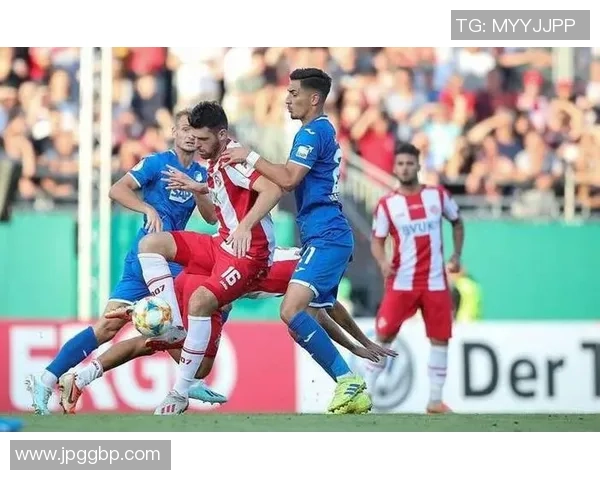 华盛顿联与芝加哥火焰激战正酣比分揭晓精彩瞬间回顾 华盛顿联与芝加哥火焰激战正酣比分揭晓精彩瞬间回顾