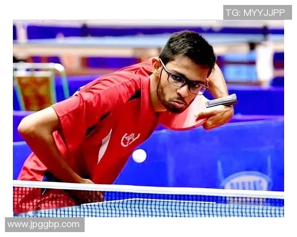 奥斯与阿尔克马青年激战正酣谁能在这场较量中笑到最后 奥斯与阿尔克马青年激战正酣谁能在这场较量中笑到最后